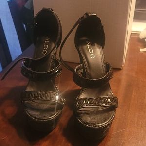 Aldo wedges